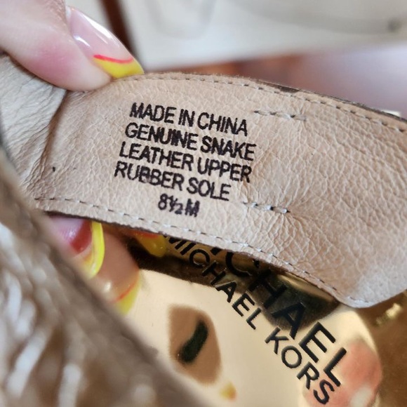 Michael Kors Niki Cross Strap Snake/leather Bone color platform 5 in heels - Picture 3 of 9